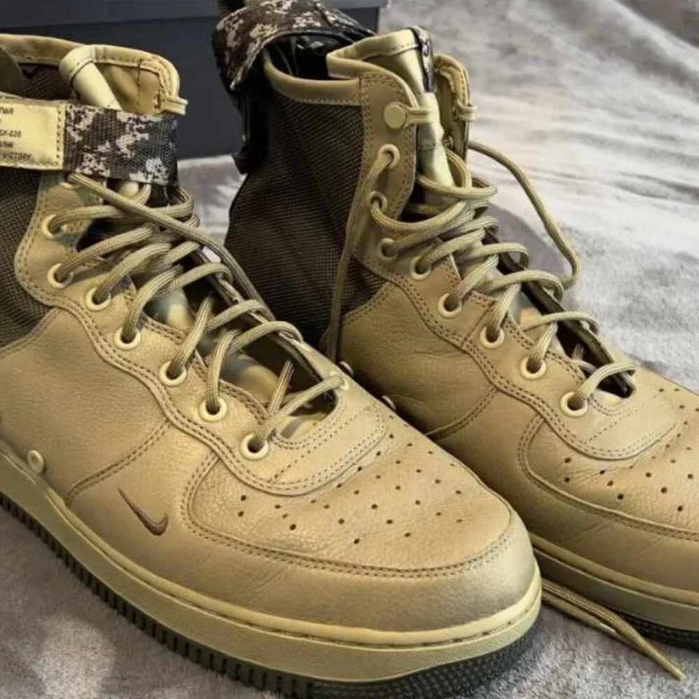 Size 12 AF1 - Picture 3 of 4